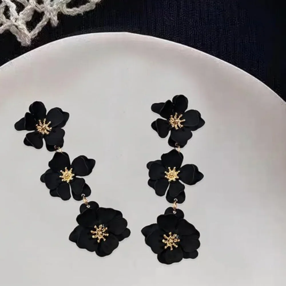 Boho Flower Dangle Earring - Picture 6 of 16